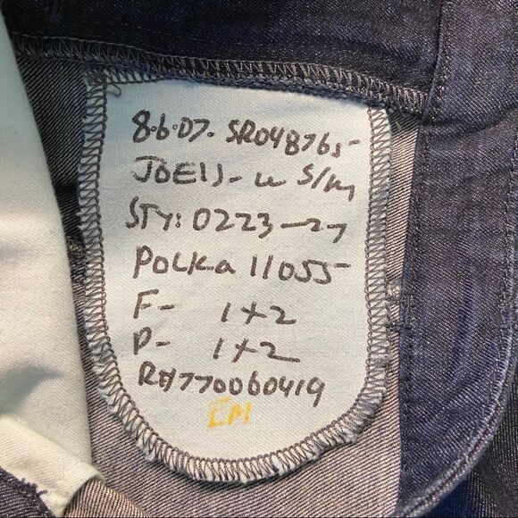 Joe’s Jeans Pleated Pocket Straight Fit Jeans - Picture 7 of 8